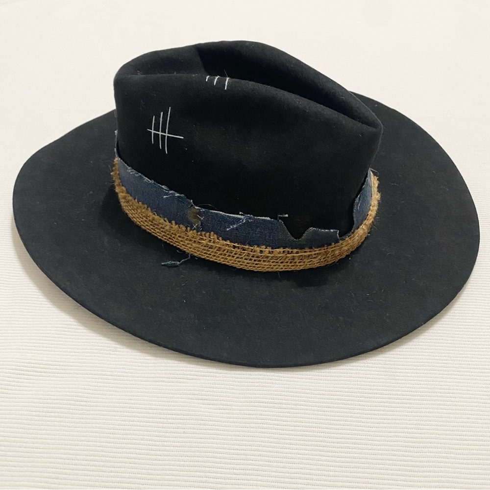 Puerto Fino Distressed Black Cowboy Cowgirl Hat